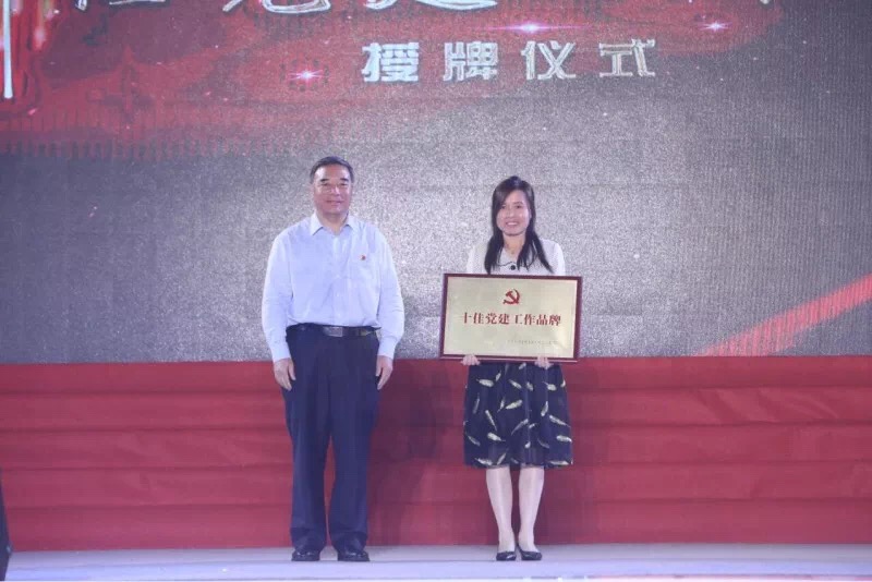 1535080419763965mlfw.jpg 1535080419763965mlfw.jpg